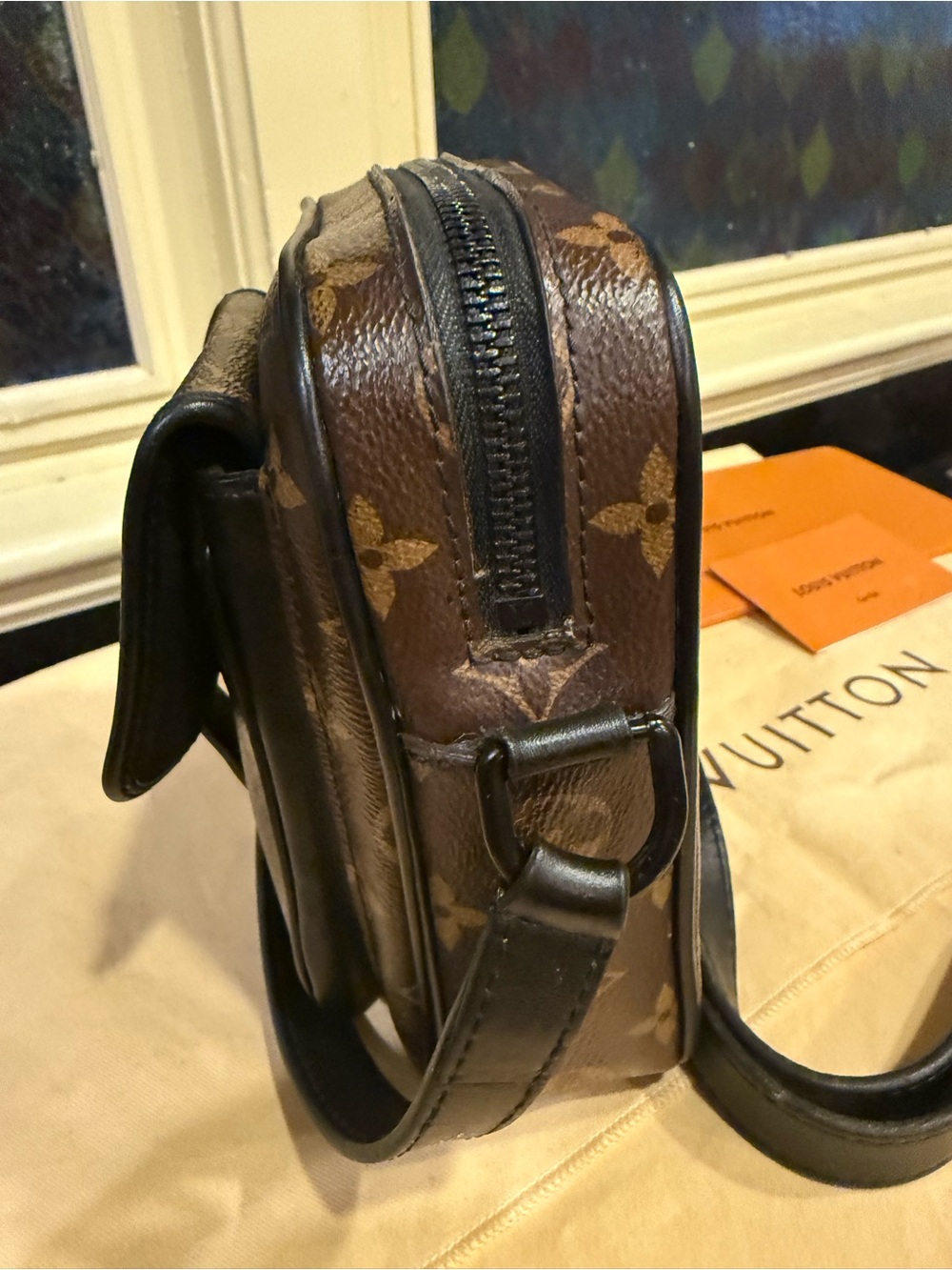 100% authentic  Louis Vuitton Christopher wearable wallet Crossbody bag - Picture 5 of 14